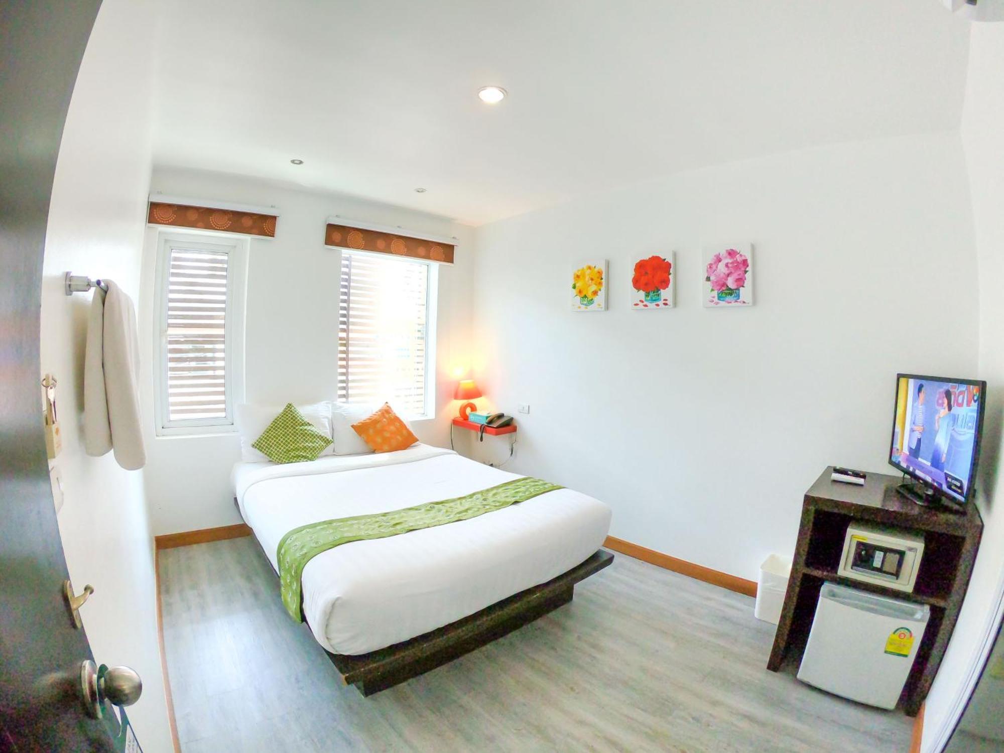 Queen Boutique Hotel Chaweng Bagian luar foto